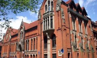 曼彻斯特大学好不好 利物浦大学和曼彻斯特哪个好